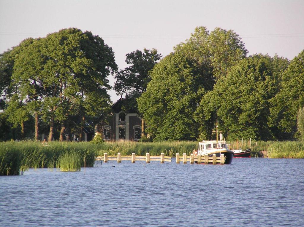Boerenhofstede De Overhorn วีสป์ ภายนอก รูปภาพ